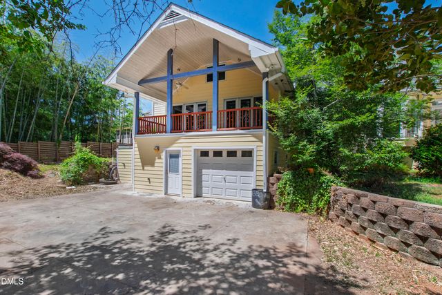 821 Lake Boone Trail, Raleigh, NC 27607