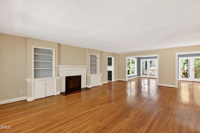 821 Lake Boone Trail, Raleigh, NC 27607