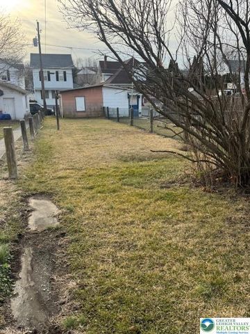 1352 Vienna Street, Northampton Boro, PA 18067