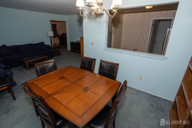 15 Hearthstone Drive, Edison, NJ 08820