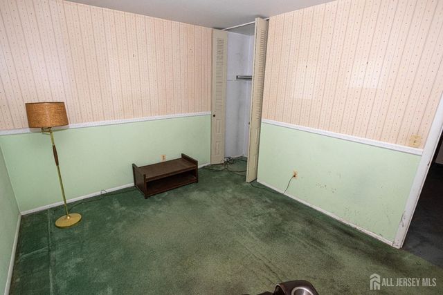 15 Hearthstone Drive, Edison, NJ 08820