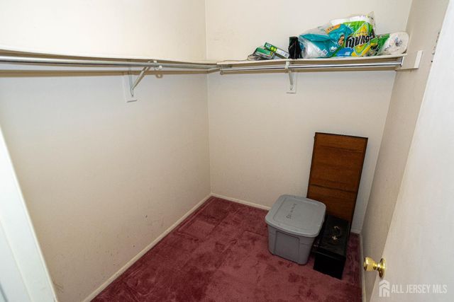 15 Hearthstone Drive, Edison, NJ 08820