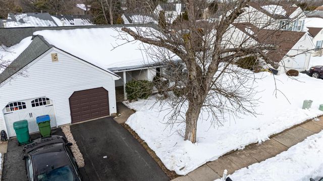 15 Hearthstone Drive, Edison, NJ 08820