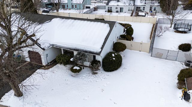 15 Hearthstone Drive, Edison, NJ 08820