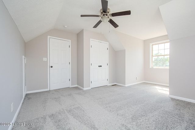 6305 Leisure Ln, Louisville, KY 40229