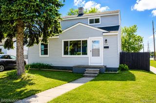 20589 Negaunee, Redford Charter Township, MI 48240