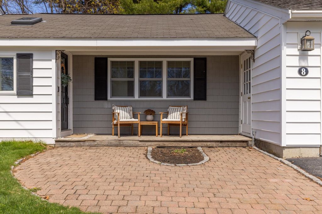 Image 39 of property listing at 8 Warner Lane, Hampton, NH 03842