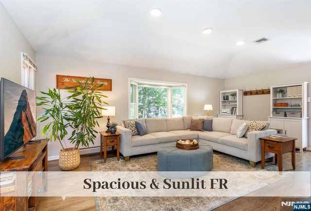 445 Fairfield Avenue, Ridgewood, NJ 07450