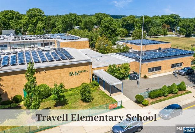 445 Fairfield Avenue, Ridgewood, NJ 07450