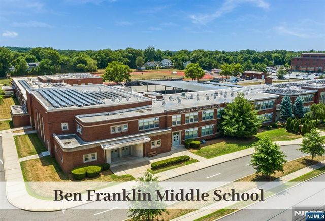 445 Fairfield Avenue, Ridgewood, NJ 07450