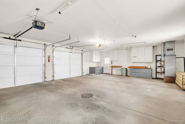 3363 Meinrad Drive, Waterford Charter Township, MI 48329