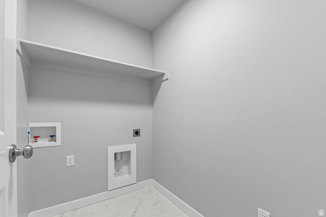 6566 W RAYNOLDS PEAK WAY, West Jordan, UT 84081