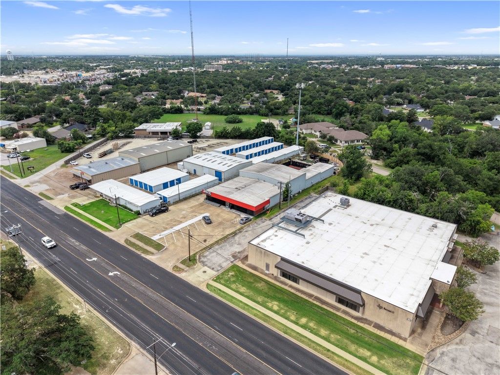 1700 East Villa Maria Road, Bryan, TX 77802 — photo 2