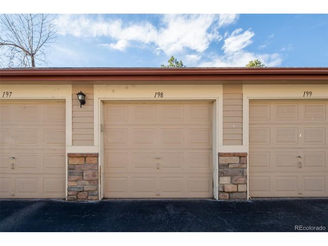 8457 S Hoyt Way 107, Littleton, CO 80128