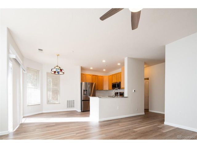 8457 S Hoyt Way 107, Littleton, CO 80128