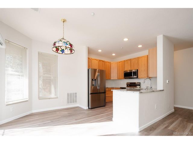 8457 S Hoyt Way 107, Littleton, CO 80128