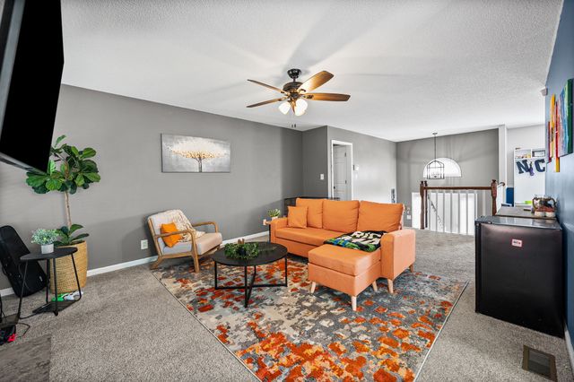 3443 Queensbury Rd, Clarksville, TN 37042