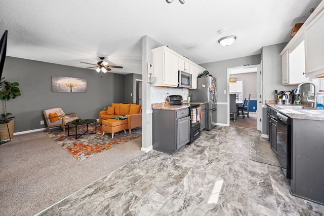 3443 Queensbury Rd, Clarksville, TN 37042