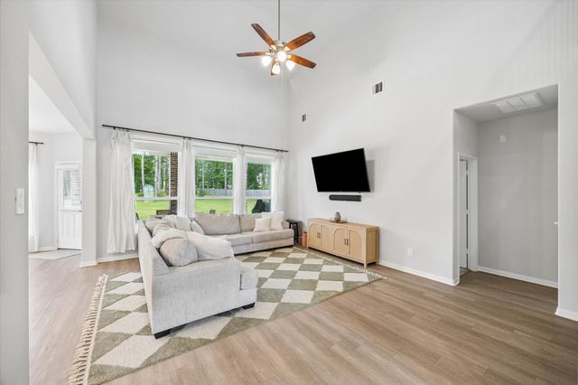 16711 Rockwall Street, Conroe, TX 77303