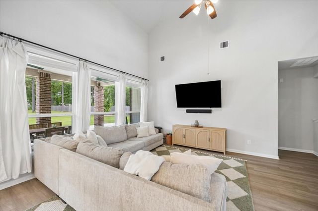 16711 Rockwall Street, Conroe, TX 77303