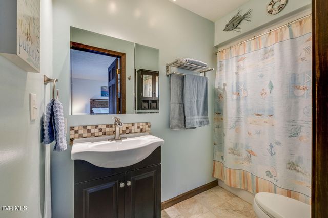 309 Armstrong Drive, Church Hill, TN 37642