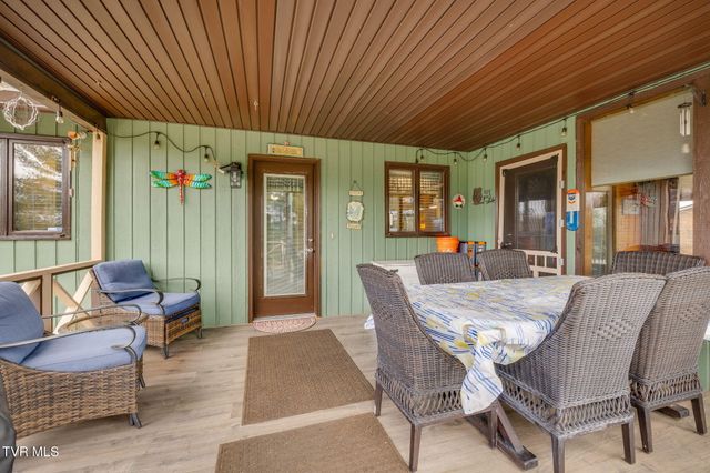 309 Armstrong Drive, Church Hill, TN 37642