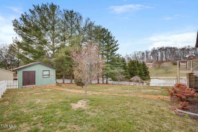 309 Armstrong Drive, Church Hill, TN 37642