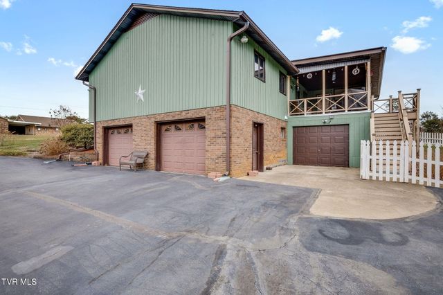 309 Armstrong Drive, Church Hill, TN 37642