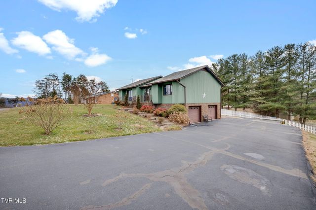 309 Armstrong Drive, Church Hill, TN 37642