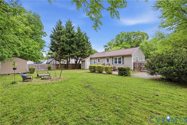7027 Poteet Ln, Mechanicsville, VA 23111