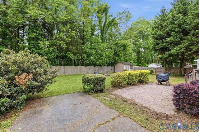 7027 Poteet Ln, Mechanicsville, VA 23111
