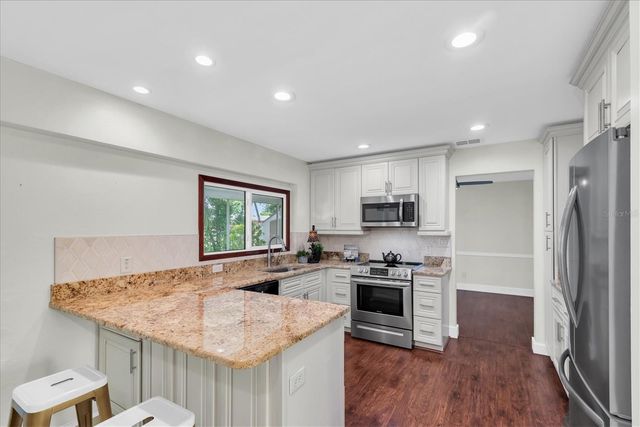 6212 20TH STREET S, St Petersburg, FL 33712