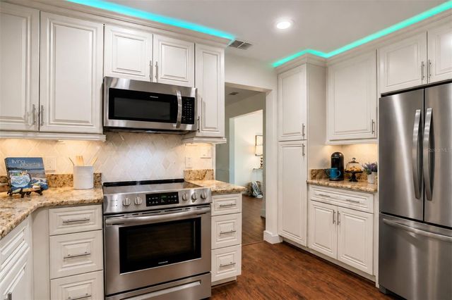 6212 20TH STREET S, St Petersburg, FL 33712