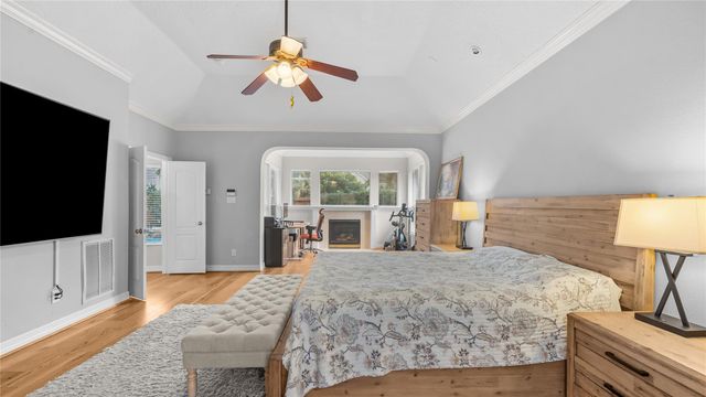 6006 E Brook Court, Sugar Land, TX 77479