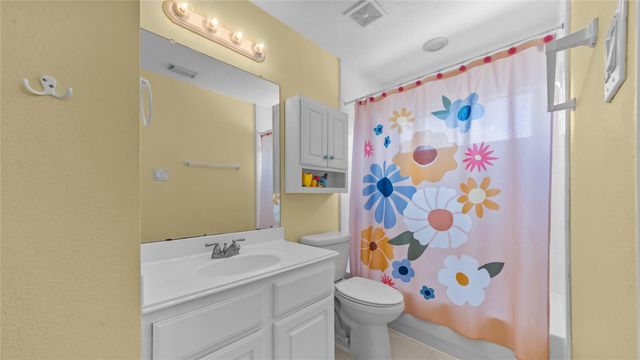 6006 E Brook Court, Sugar Land, TX 77479