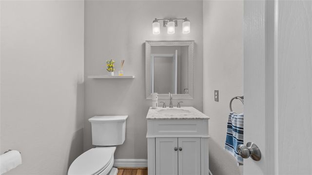 6006 E Brook Court, Sugar Land, TX 77479