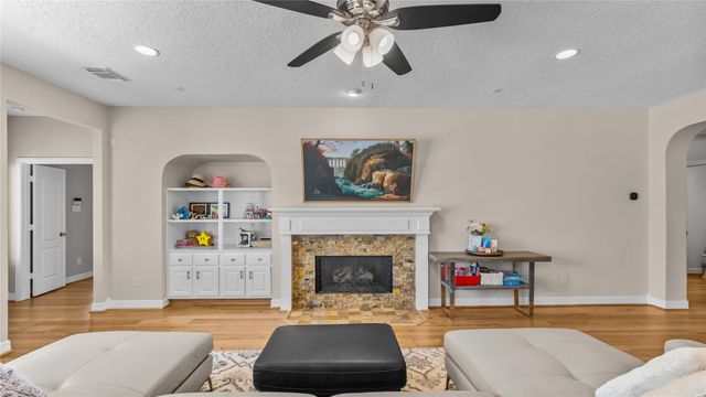 6006 E Brook Court, Sugar Land, TX 77479