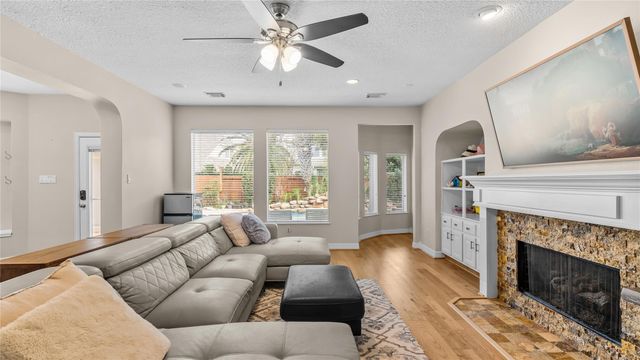 6006 E Brook Court, Sugar Land, TX 77479