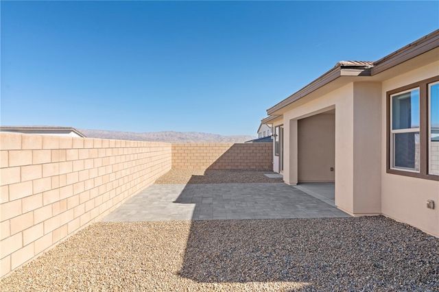 74356 Nichols Drive, Palm Desert, CA 92211