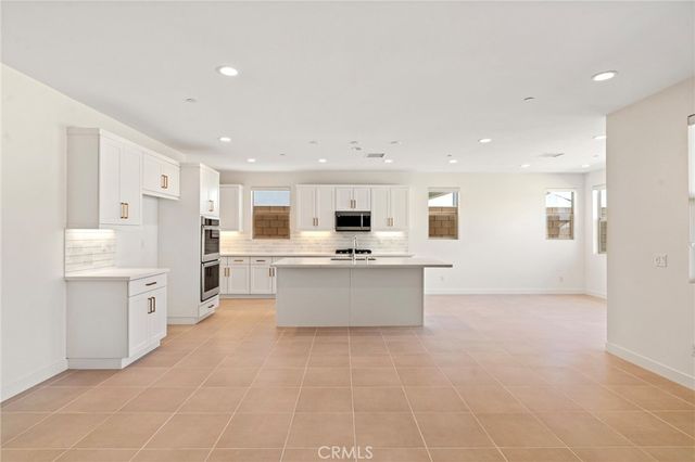 74356 Nichols Drive, Palm Desert, CA 92211