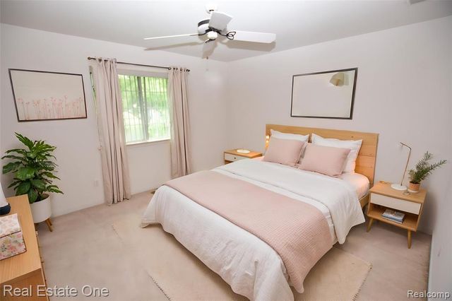 555 Winwood Court, Walled Lake, MI 48390