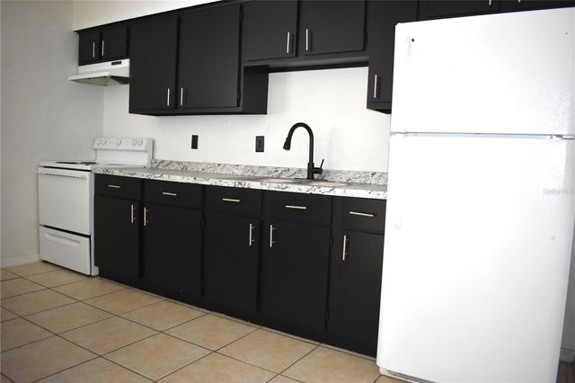 912 PINE AVENUE, Sanford, FL 32771