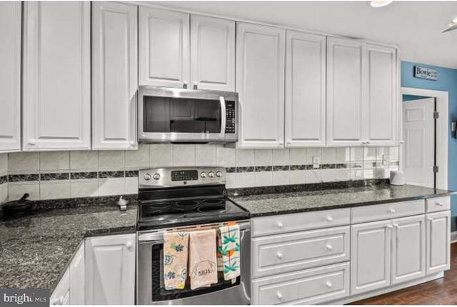 12007 TWIN CEDAR LN, Bowie, MD 20715