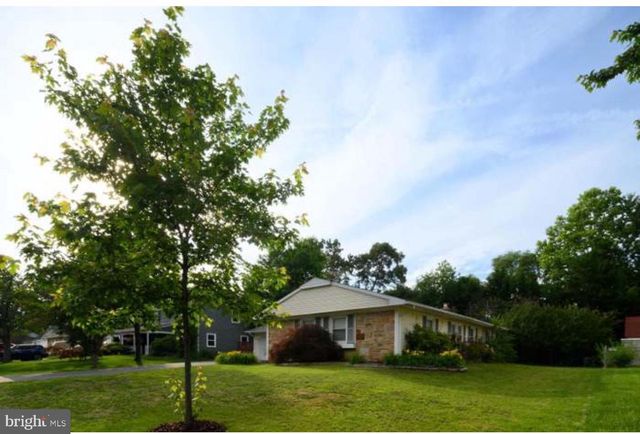 12007 TWIN CEDAR LN, Bowie, MD 20715
