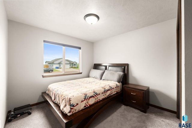 503 Miah St Street, Harrisburg, SD 57032
