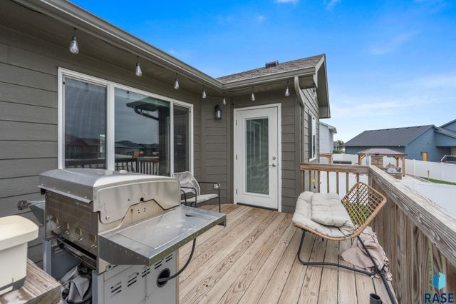 503 Miah St Street, Harrisburg, SD 57032