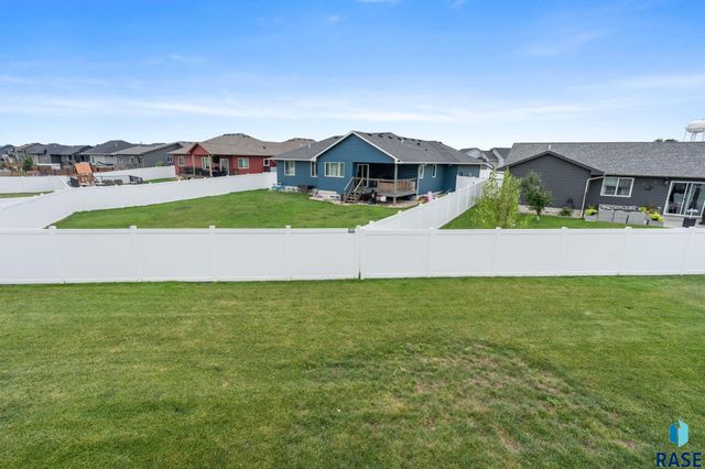 503 Miah St Street, Harrisburg, SD 57032