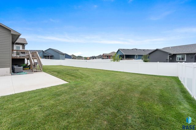 503 Miah St Street, Harrisburg, SD 57032