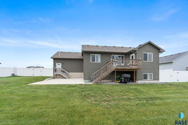 503 Miah St Street, Harrisburg, SD 57032