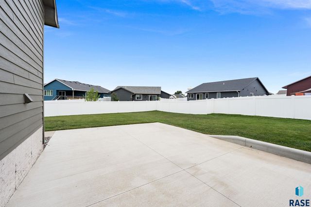 503 Miah St Street, Harrisburg, SD 57032
